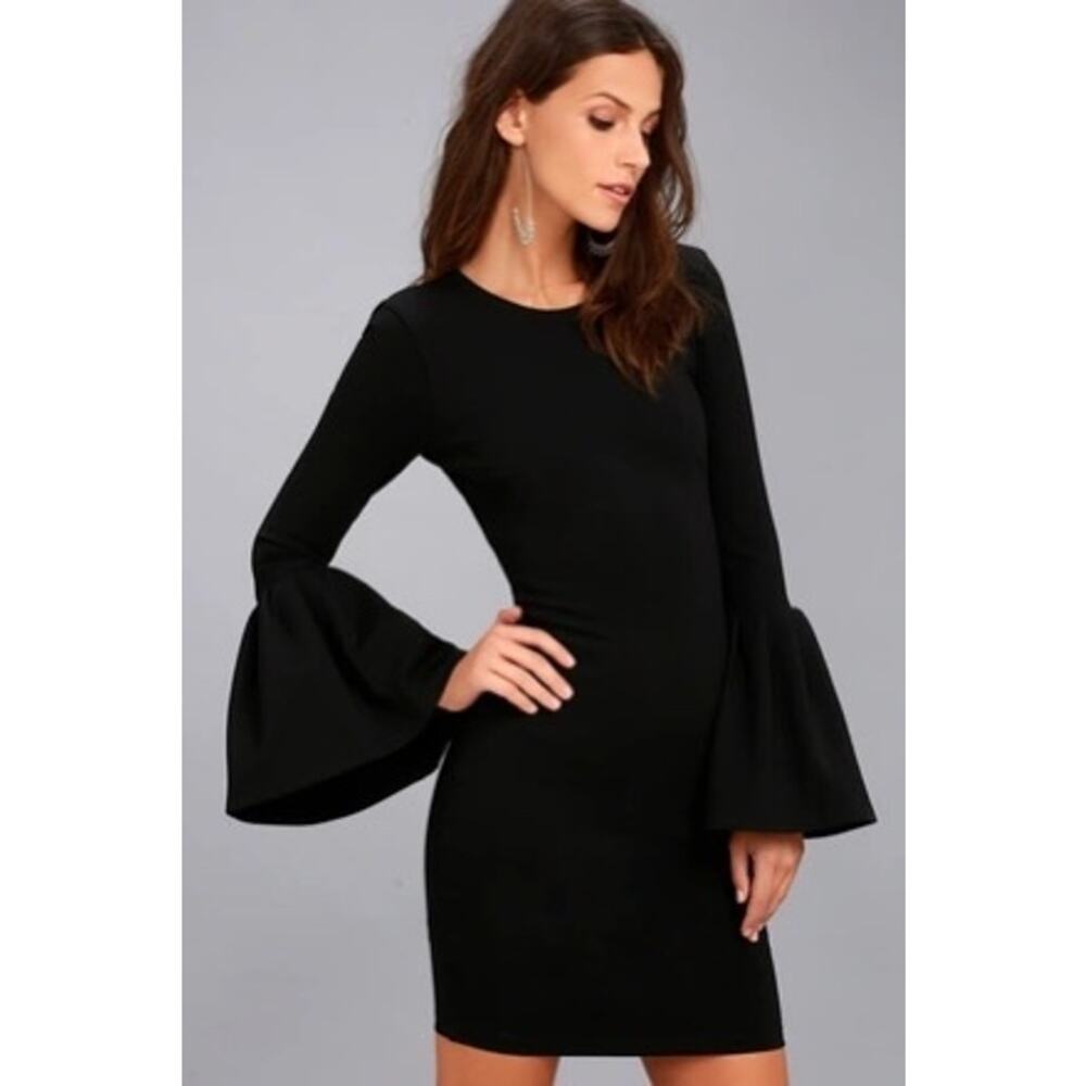 Lulu’s Black Night Out Bell Sleeve Center of Attention Flounce Mini Dress Small